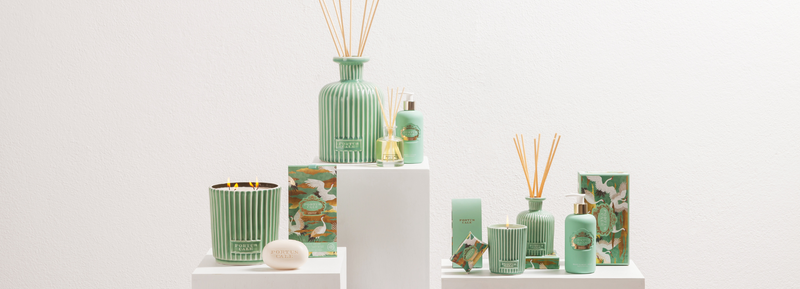 White Crane - PORTU CALE