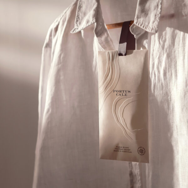 Saqueta Perfumada Hajjar Blanc 10g